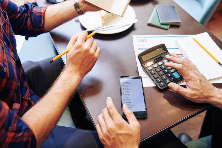 Planejamento financeiro para viajar: 4 sugestões para criar o seu 