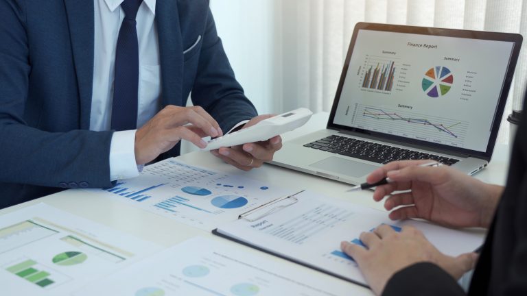 Clube de investimento: vantagens e o que levar em conta para participar