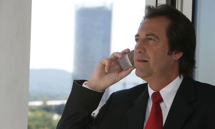 Ordem a mercado: saiba o que é e ela como se difere dos outros modelos de investimentos