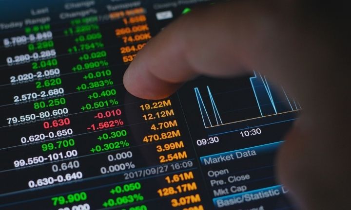 Entenda a diferença entre ordem limitada e stop para aplicá-los ao investir na bolsa