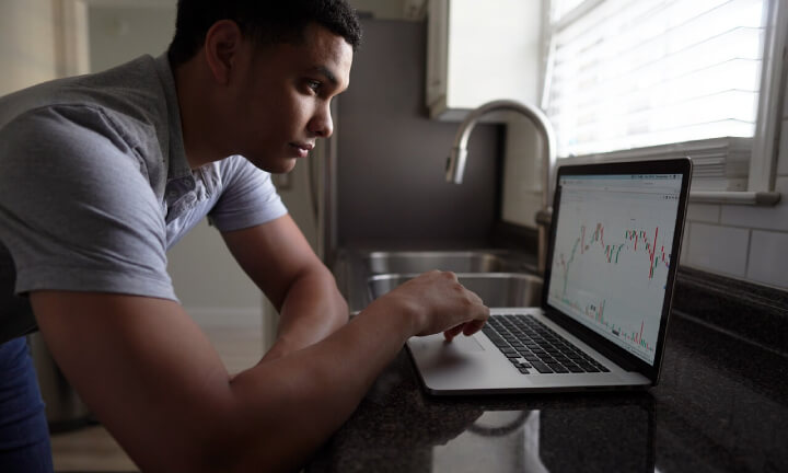 Entenda como consultar dinheiro esquecido no banco e quando pode resgatá-lo