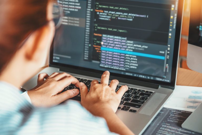 Linguagem Ruby: para que serve e principais aplicações