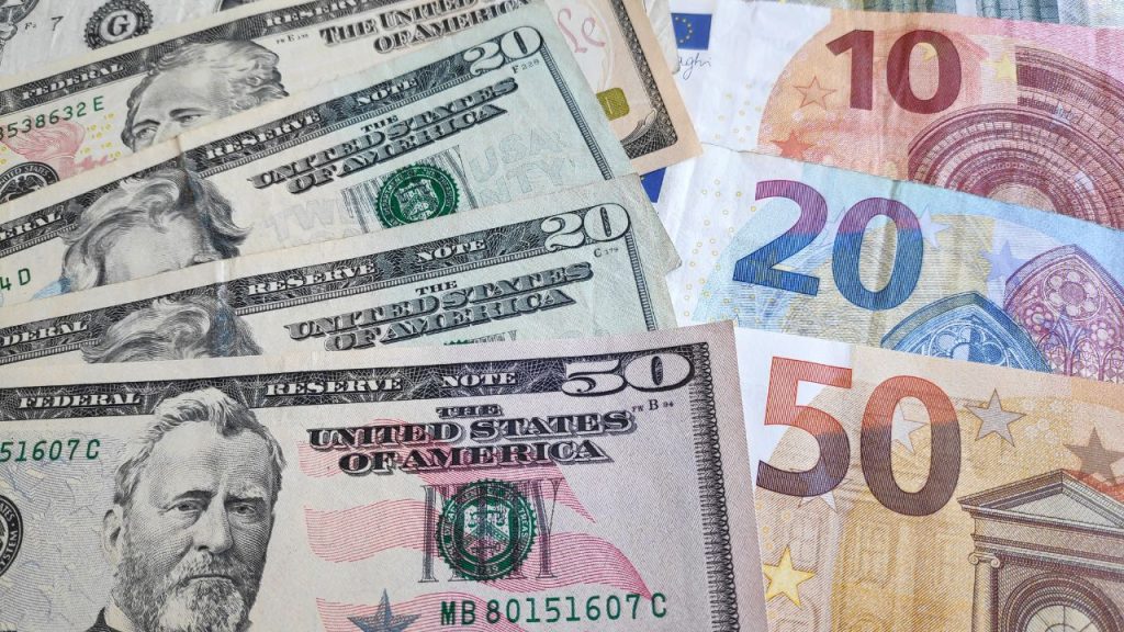 D lar Ou Euro Qual O Melhor Investimento E O Que Considerar 