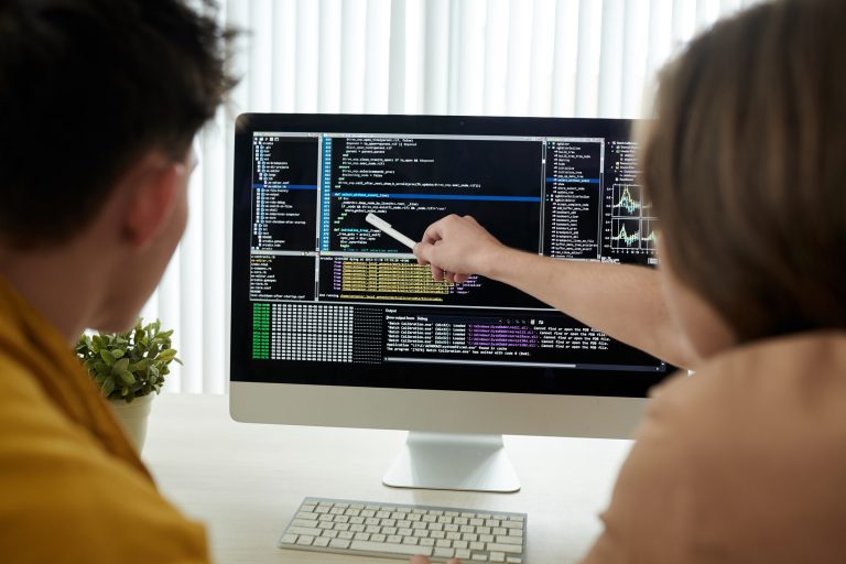 O que é Pipeline de CI/CD e qual a sua relação com DevOps?