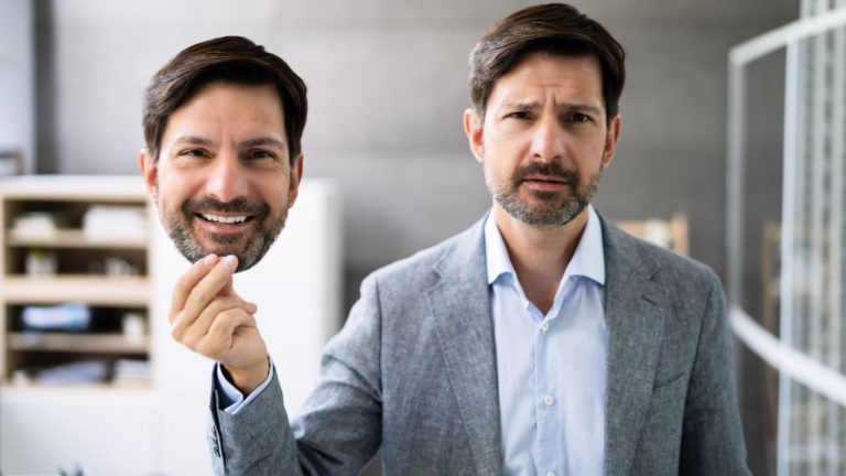 Síndrome do impostor: o que é e quais os sintomas