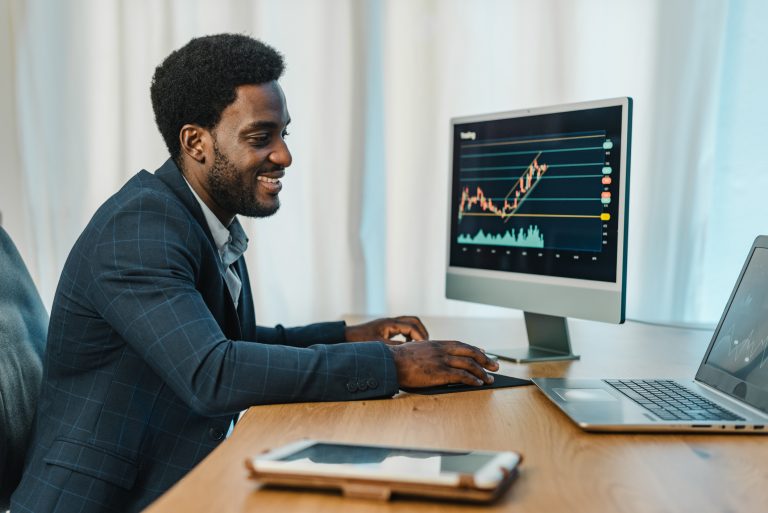 Fundos de Fundos: o que são os FOF? Vale a pena investir?